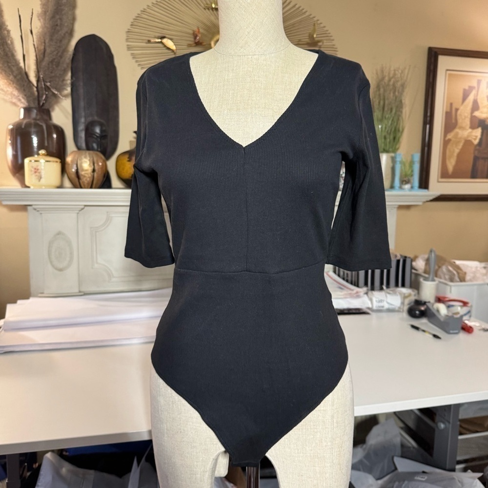 NEW H&M Ribbed Bodysuit 3/4 Sleeve - black - size M